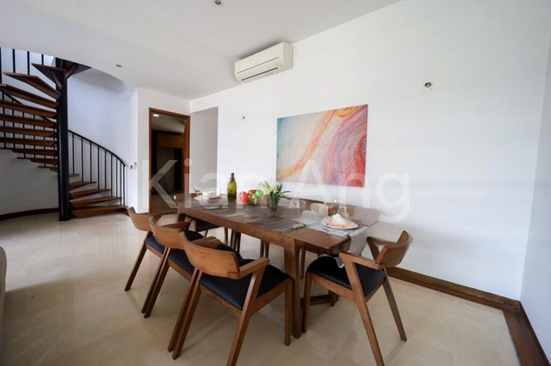 4 Bed Condo for Sale in  Nassim Jade - Image 4